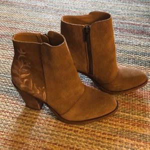 Lucky Brand Tan Suede Ankle Boots